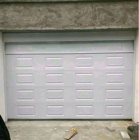 威海安裝車(chē)庫(kù)門(mén)